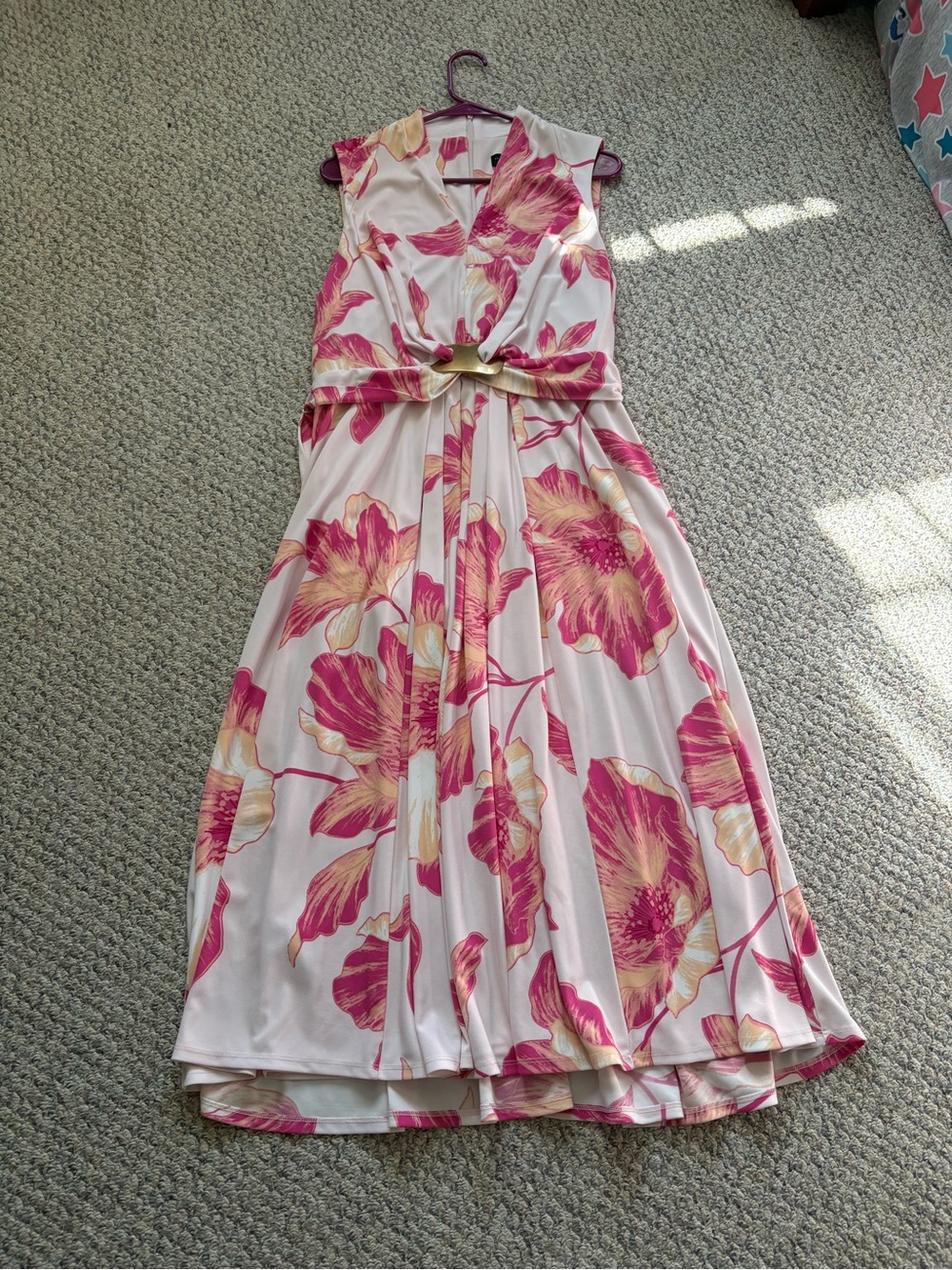 Donna Karan Pink and Peach Floral Belted Dress Flowers Beach